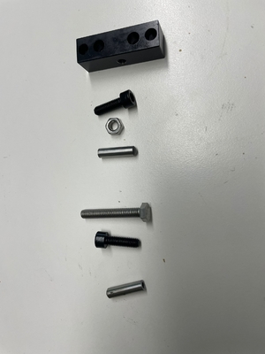 Lắp ráp các bộ phận và linh kiện gia công khối thép